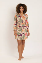 Carica l'immagine nel visualizzatore di Gallery, Model Front: Rio De Sol Chemise Oasis Chemise
