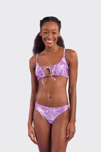 Carica l'immagine nel visualizzatore di Gallery, Model Front: Rio De Sol Ensemble Set Trail-Purple Tank-Tie Essential-Comfy
