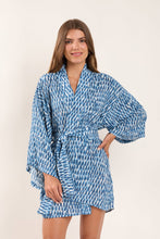 Carica l'immagine nel visualizzatore di Gallery, Image 04: Rio De Sol Robe De Plage Chuva Kimono
