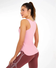 Carica l'immagine nel visualizzatore di Gallery, Model Back: Alto Giro Fitness Haut Regata Skin Fit Inspiracional Rosa Icing
