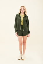 Carica l&#39;immagine nel visualizzatore di Gallery, Bag-Foldable Windbreaker Jacket Verde Militar
