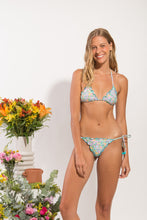 Carica l'immagine nel visualizzatore di Gallery, Model Front: Rio De Sol Bas Bottom Tiny-Garden Frufru
