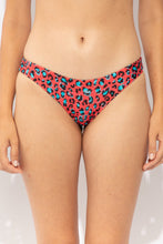 Carica l'immagine nel visualizzatore di Gallery, Gallery: Rio De Sol Bas Bottom Coral-Feline Essential-Comfy
