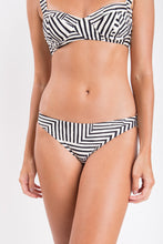 Carica l'immagine nel visualizzatore di Gallery, Image 09: Rio De Sol Bas Bottom Collage Essential-Comfy
