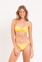 Carica l'immagine nel visualizzatore di Gallery, Image 12: Rio De Sol Ensemble Set Amarelo Bandeau-Crispy Cheeky-Crispy
