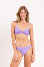 Carica l'immagine nel visualizzatore di Gallery, Model Front: Rio De Sol Ensemble Set Bora-Lavanda Bandeau-Joy Leblon

