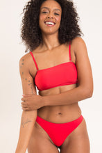 Carica l'immagine nel visualizzatore di Gallery, Image 08: Rio De Sol Ensemble Set Rouge Bandeau-Reto Nice-Fio
