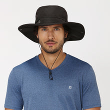 Carica l'immagine nel visualizzatore di Gallery, Model Front: Uv Line Chapeau Souple/Capeline Safari Preto Upf50+
