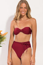Carica l'immagine nel visualizzatore di Gallery, Gallery: Rio De Sol Ensemble Set Shimmer-Divino Twist Belted-High-Waist
