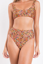 Carica l'immagine nel visualizzatore di Gallery, Image 12: Rio De Sol Bas Bottom Bouquet Hotpants
