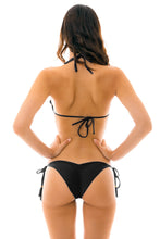 Carica l'immagine nel visualizzatore di Gallery, Model Back: Rio De Sol Haut Top Ambra Preto Eva

