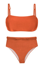 Carica l'immagine nel visualizzatore di Gallery, Product Front: Rio De Sol Ensemble Set Paprica Bandeau-Reto Hotpants
