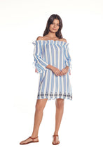 Carica l'immagine nel visualizzatore di Gallery, Model Front: Saha Vêtement De Plage Viento Blue Stripes
