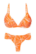 Carica l'immagine nel visualizzatore di Gallery, Product Front: Rio De Sol Ensemble Set Trail-Orange Tri-Fixo Baobi-Cheeky

