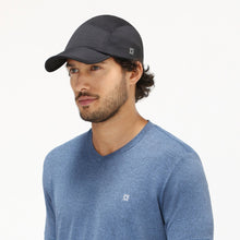 Carica l'immagine nel visualizzatore di Gallery, Model Front: Uv Line Casquette Cap Athletic Dry Preto Upf50+
