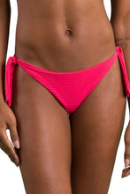 Carica l'immagine nel visualizzatore di Gallery, Gallery: Rio De Sol Bas Bottom Dots-Virtual-Pink Italy
