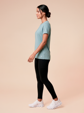 Carica l'immagine nel visualizzatore di Gallery, Image 03: Uv Line Haut De Plage T-Shirt Uvpro Fem Green Water Upf50+
