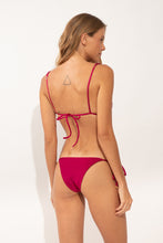 Carica l'immagine nel visualizzatore di Gallery, Model Back: Rio De Sol Bas Bottom Shimmer-Desejo Ibiza-Comfy-Gold
