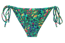 Carica l'immagine nel visualizzatore di Gallery, Product Front: Rio De Sol Bas Bottom Wilds Cheeky-Tie
