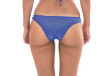 Carica l'immagine nel visualizzatore di Gallery, Model Back: Rio De Sol Bas Calcinha Radiante Azul Marinho Cropped
