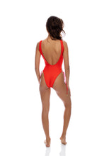 Carica l'immagine nel visualizzatore di Gallery, Model Back: Luli Fama Une Pièce Bodysuit Hot Tropics Red
