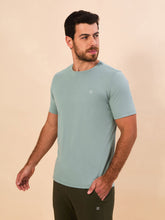 Carica l'immagine nel visualizzatore di Gallery, Image 02: Uv Line T-Shirt Pour Homme T-Shirt New Fit Masc Verde Agua Upf50+
