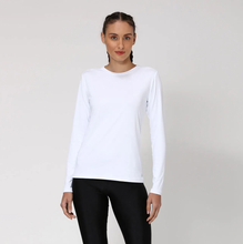Carica l'immagine nel visualizzatore di Gallery, Model Front: Uv Line T-Shirt Women Fpu50+ Uvpro Long Sleeve T-Shirt White Uv
