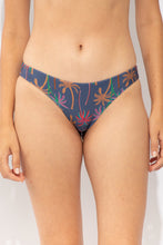 Carica l'immagine nel visualizzatore di Gallery, Gallery: Rio De Sol Bas Bottom Coqueiro Essential-Comfy
