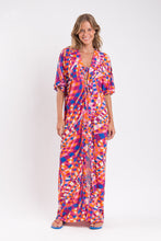 Carica l'immagine nel visualizzatore di Gallery, Model Front: Rio De Sol Vêtement De Plage Funny Long Dress
