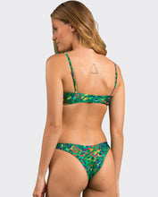Carica l'immagine nel visualizzatore di Gallery, Image 08: Rio De Sol Ensemble Set Wilds Bandeau-Reto Highleg

