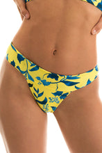 Carica l'immagine nel visualizzatore di Gallery, Gallery: Rio De Sol Bas Bottom Lemon Flower Tri Cos
