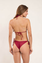 Carica l'immagine nel visualizzatore di Gallery, Model Back: Rio De Sol Bas Bottom Touch-Carmim Cheeky-Tie
