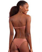 Carica l'immagine nel visualizzatore di Gallery, Image 07: Rio De Sol Ensemble Set Shimmer-Copper Bandeau-Joy Essential

