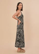 Carica l'immagine nel visualizzatore di Gallery, Image 02: Uv Line Vêtement De Plage High-Neck Dress Asas Upf50+
