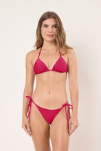 Carica l'immagine nel visualizzatore di Gallery, Model Front: Rio De Sol Ensemble Set Shimmer-Desejo Tri-Inv Cheeky-Tie
