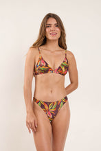 Carica l'immagine nel visualizzatore di Gallery, Model Front: Rio De Sol Bas Bottom Fiore Nice-Fio
