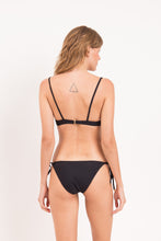 Carica l'immagine nel visualizzatore di Gallery, Model Back: Rio De Sol Bas Bottom Dots-Black Ibiza-Comfy
