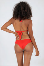 Carica l'immagine nel visualizzatore di Gallery, Model Back: Rio De Sol Bas Bottom Rouge Mel
