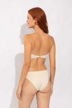 Carica l'immagine nel visualizzatore di Gallery, Model Back: Rio De Sol Bas Bottom Solar-Off Essential-Comfy
