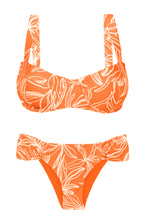 Carica l'immagine nel visualizzatore di Gallery, Product Front: Rio De Sol Ensemble Set Trail-Orange Amelia Baobi
