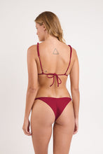 Carica l'immagine nel visualizzatore di Gallery, Model Back: Rio De Sol Ensemble Set Touch-Carmim Selena

