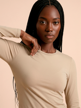 Carica l'immagine nel visualizzatore di Gallery, Image 06: Uv Line T-Shirt Longsleeve Fem New Fit Sand Upf50+
