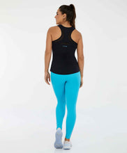 Carica l'immagine nel visualizzatore di Gallery, Model Back: Alto Giro Fitness Haut Regata Skin Fit Tule E Laser Preto
