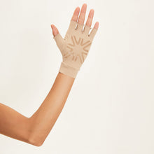 Carica l'immagine nel visualizzatore di Gallery, Image 04: Uv Line Gants Meduim Gloves Long Fingerss Uni Beige Upf50+
