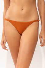 Carica l'immagine nel visualizzatore di Gallery, Gallery: Rio De Sol Bas Bottom Ferrugo Cheeky-Aya
