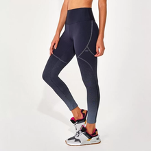 Carica l'immagine nel visualizzatore di Gallery, Image 02: Alto Giro Fitness Bas Legging Hyper Ag Graphic Degrade Preto
