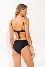 Carica l'immagine nel visualizzatore di Gallery, Model Back: Rio De Sol Ensemble Set Malibu-Black Zaya Amy
