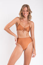 Carica l'immagine nel visualizzatore di Gallery, Image 06: Rio De Sol Ensemble Set Nocciola Mila Hotpants
