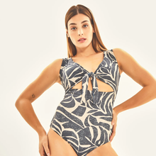 Carica l'immagine nel visualizzatore di Gallery, Image 11: Uv Line Une Pièce Mirela Costela Aco Upf50+
