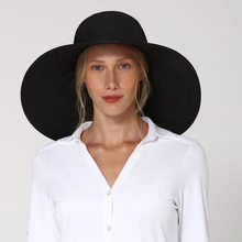 Carica l'immagine nel visualizzatore di Gallery, Model Front: Uv Line Chapeau Souple/Capeline Beverly Hills Preto Upf50+
